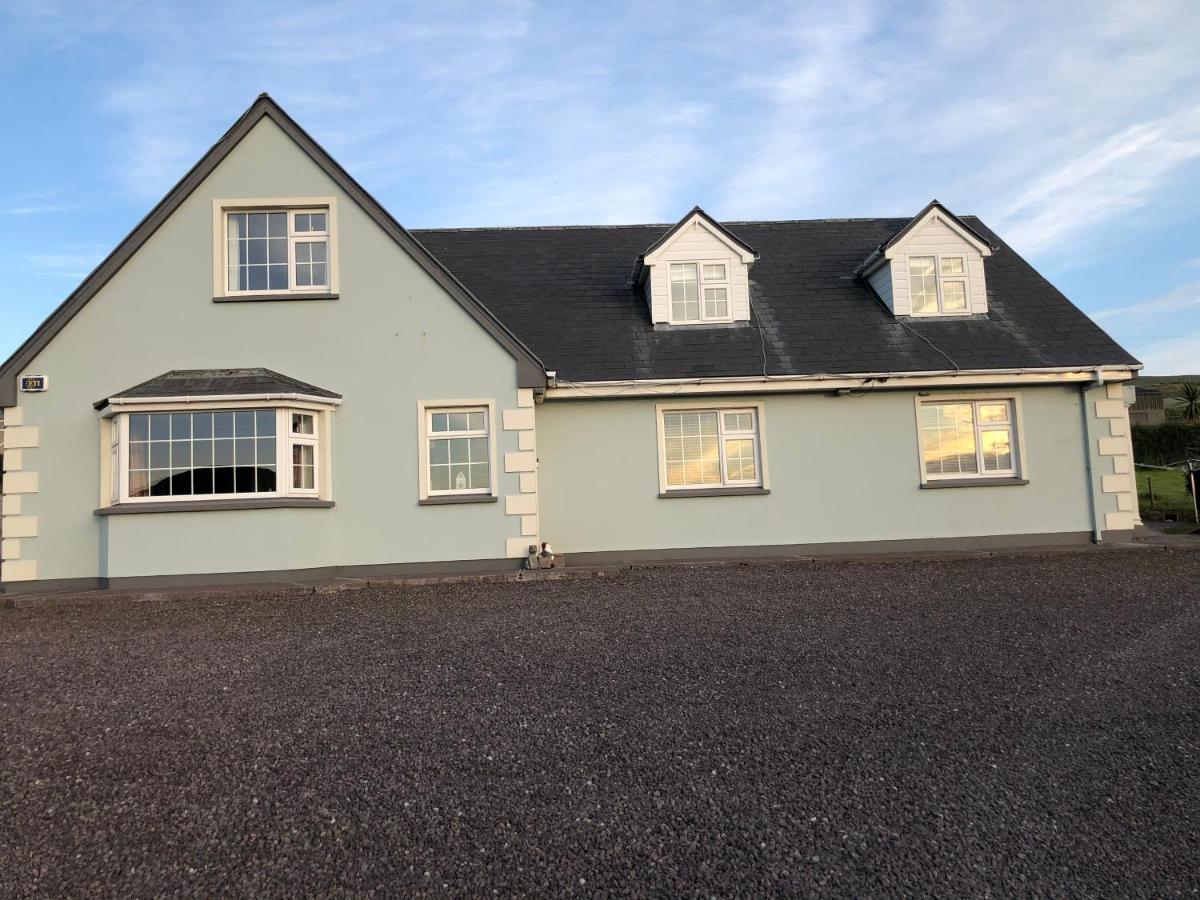 Skellig Port Accommodation - 1 Studio Bed Apartment Portmagee Extérieur photo